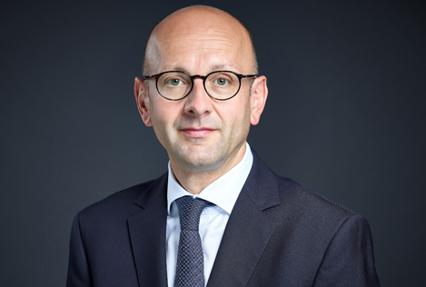 Prof. Dr. Lucas Flöther